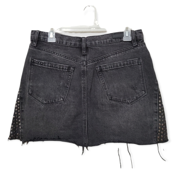 BLANKNYC Studded Denim Mini-Skirt 27 - Picture 11 of 16